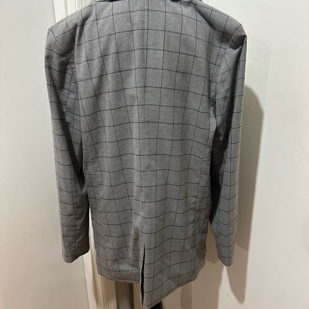 Gray Plaid Blazer with Pockets - Picture 4 of 5